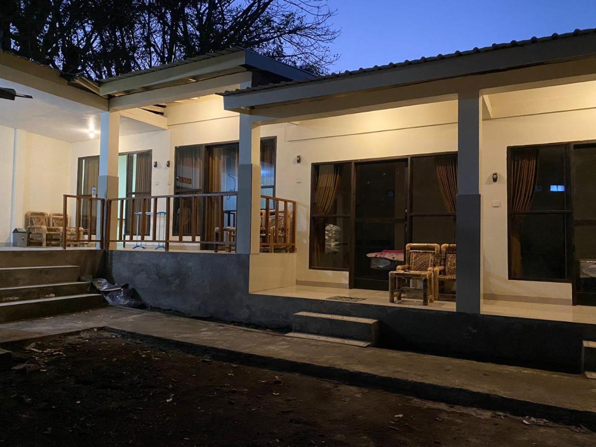 Naja Homestay Gili Trawangan Exteriör bild